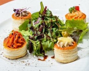 Starters in pastry basket Budapest Evening Folk Boat