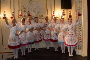 Hungarian Folk show